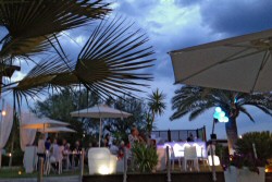 Chalet Le Hawaii: happy hour